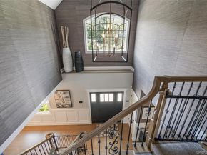 11 Landview Drive, Dix Hills NY 11746