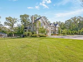 11 Landview Drive, Dix Hills NY 11746