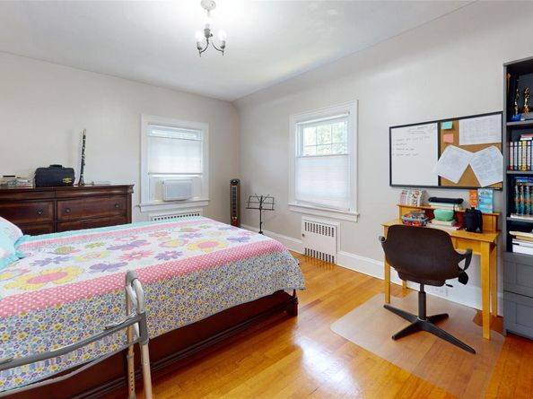4 Robert Place, Baldwin NY 11510