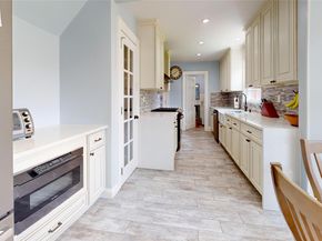 4 Robert Place, Baldwin NY 11510