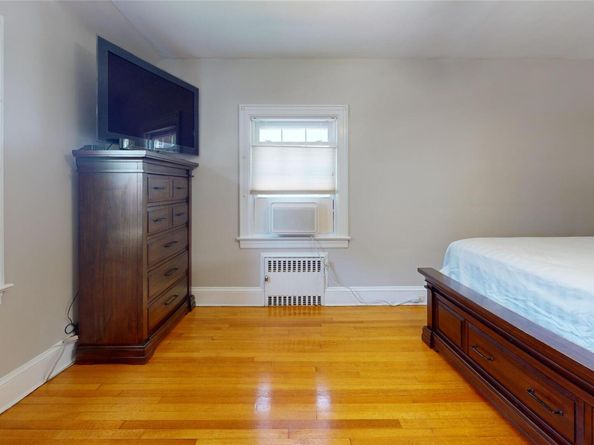 4 Robert Place, Baldwin NY 11510