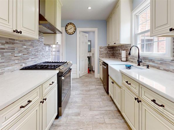 4 Robert Place, Baldwin NY 11510