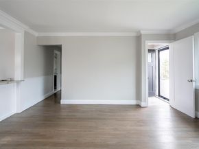 12043 194th Street, Saint Albans NY 11412