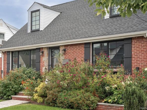 12043 194th Street, Saint Albans NY 11412