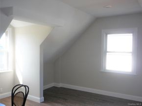 12043 194th Street, Saint Albans NY 11412