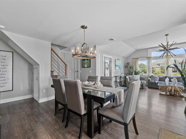 234 W Islip Road, West Islip NY 11795