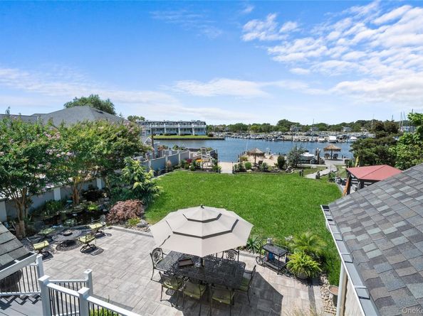 234 W Islip Road, West Islip NY 11795