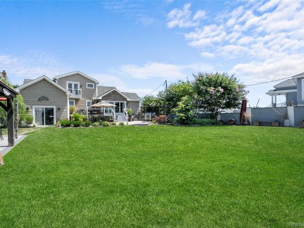 234 W Islip Road, West Islip NY 11795