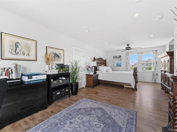 234 W Islip Road, West Islip NY 11795