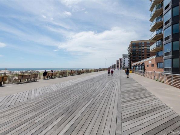 1 Broadway E 7O, Long Beach NY 11561