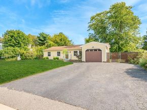 16 Malcolm Street, Bellport NY 11713