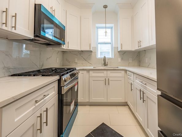 2857 Lawton Avenue, Bronx NY 10465