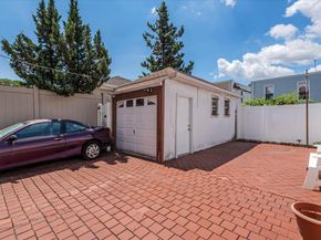 7844 86th Street, Glendale NY 11385