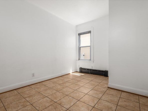 7844 86th Street, Glendale NY 11385