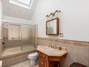 7844 86th Street, Glendale NY 11385