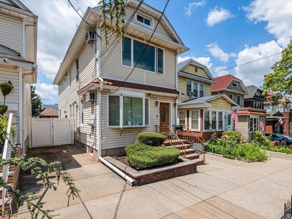 7844 86th Street, Glendale NY 11385