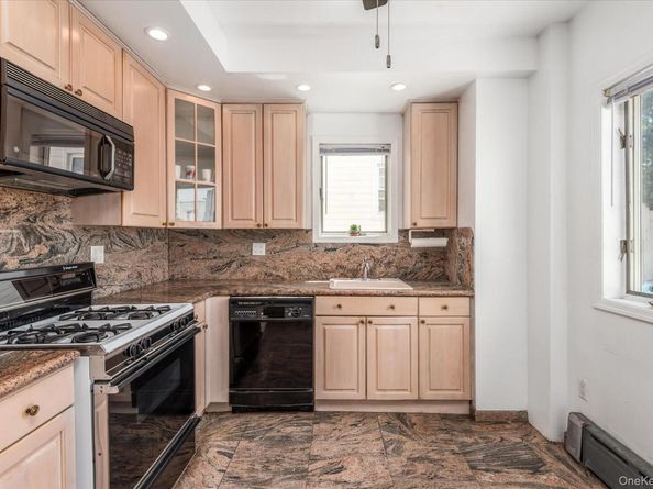 7844 86th Street, Glendale NY 11385