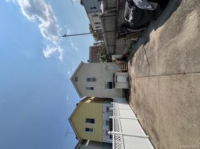 10211 85th Avenue, Richmond Hill NY 11418