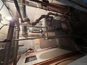 10211 85th Avenue, Richmond Hill NY 11418