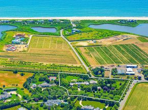 14 Fordune Drive, Southampton NY 11968