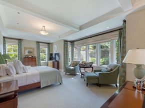 14 Fordune Drive, Southampton NY 11968