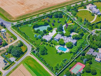 14 Fordune Drive