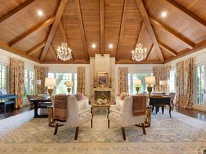 14 Fordune Drive, Southampton NY 11968