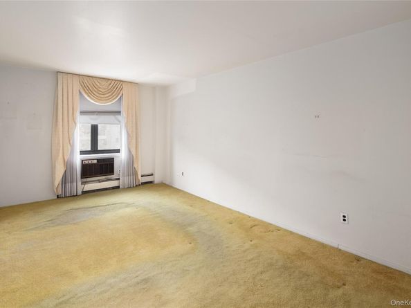 25 Stewart Place 514, Mount Kisco NY 10549