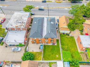 7511 164th St, Fresh Meadows NY 11366