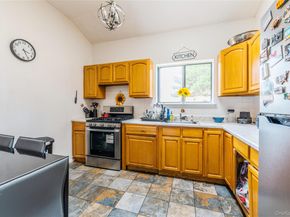 7511 164th St, Fresh Meadows NY 11366