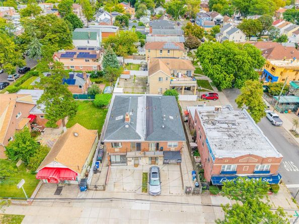 7511 164th St, Fresh Meadows NY 11366