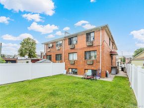 7511 164th St, Fresh Meadows NY 11366