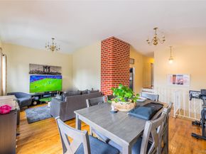 7511 164th St, Fresh Meadows NY 11366