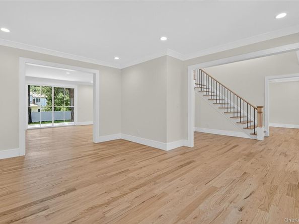 12 School House Lane, Syosset NY 11791