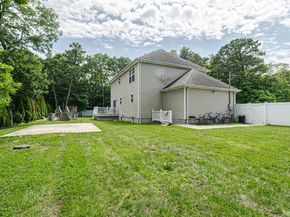 5 Ormond Place, Mastic NY 11950