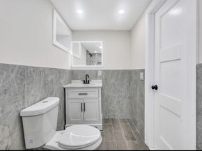 17 Banbury Court, Amityville NY 11701