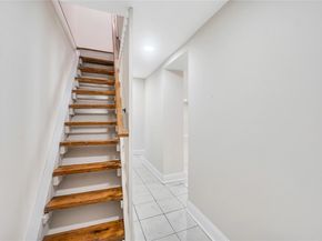 17 Banbury Court, Amityville NY 11701