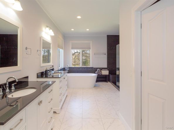 115 Highland Road, Southampton NY 11968