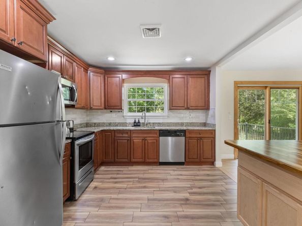 424 Cording Lane, Yorktown Heights NY 10598