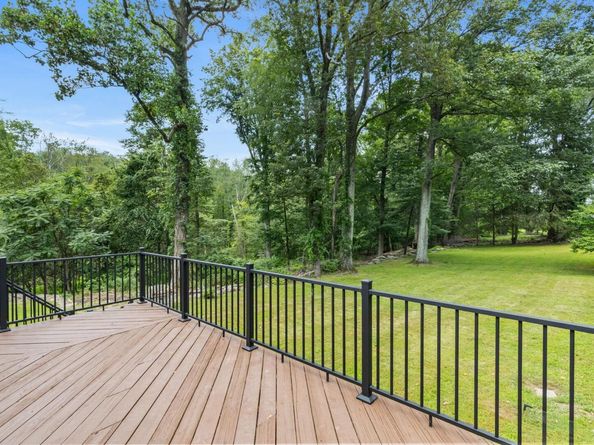 424 Cording Lane, Yorktown Heights NY 10598