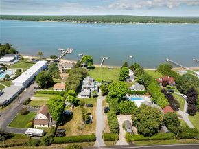 46 Rampasture Road 3, Hampton Bays NY 11946