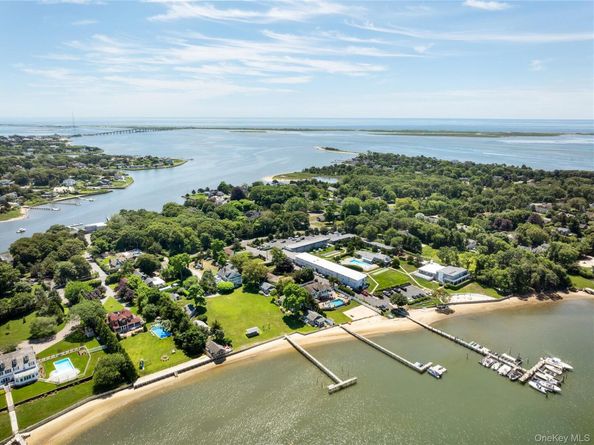 46 Rampasture Road 3, Hampton Bays NY 11946