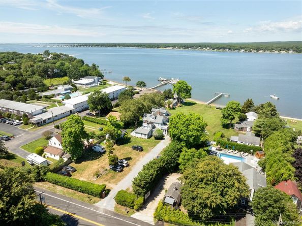 46 Rampasture Road 3, Hampton Bays NY 11946