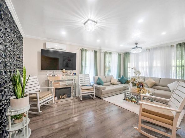 654 Schenck Avenue, Brooklyn NY 11207