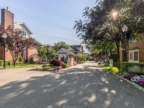 1 Portico Court 200, Great Neck NY 11021