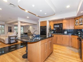 1 Portico Court 200, Great Neck NY 11021