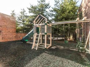 1 Portico Court 200, Great Neck NY 11021