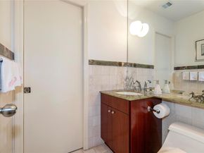 1 Portico Court 200, Great Neck NY 11021