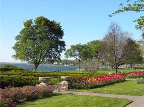 1 Portico Court 200, Great Neck NY 11021