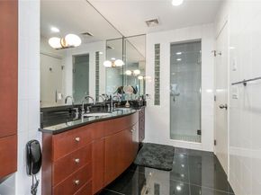 1 Portico Court 200, Great Neck NY 11021
